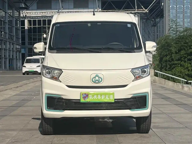 Changan Kuayue Kuayue Star V7 EV — Фото автомобиля 2
