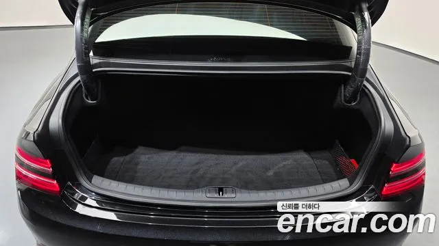 Genesis G80 RG3 — Фото автомобиля 17