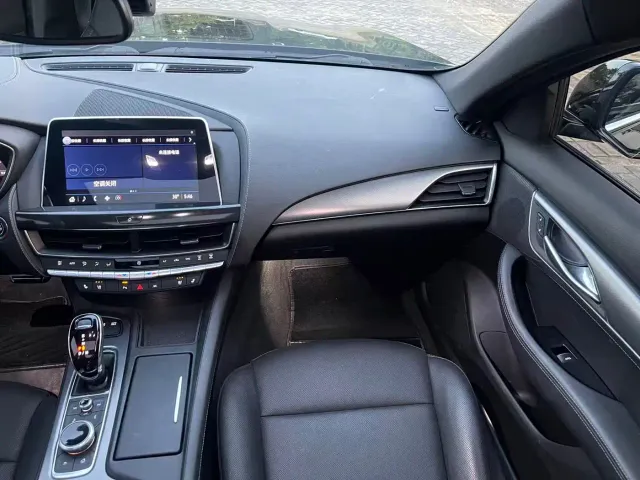 Cadillac CT5 — Фото автомобиля 19