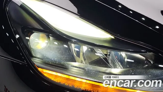 Tesla Model Y — Фото автомобиля 7