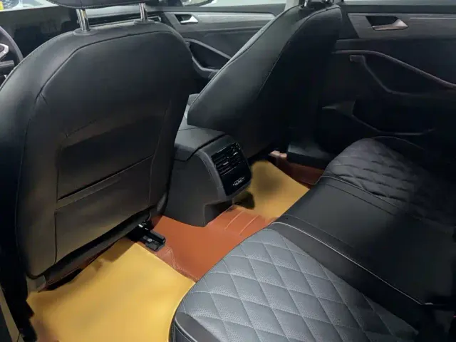 Volkswagen Sagitar — Фото автомобиля 16