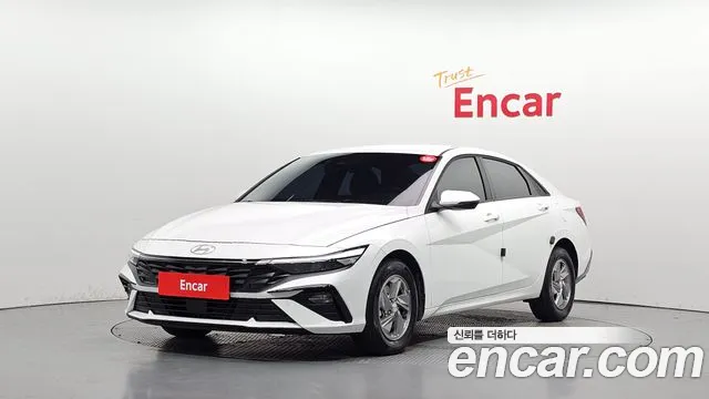 Фотография автомобиля — Hyundai Avante CN7