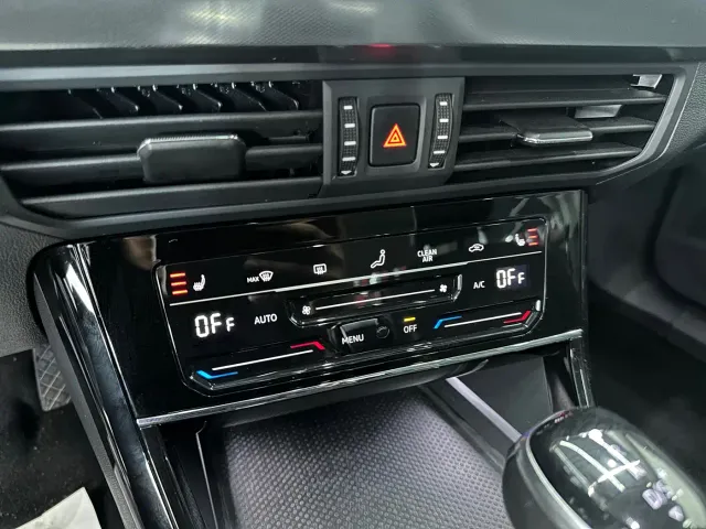Volkswagen Passat — Фото автомобиля 14