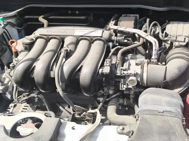 Honda Fit — Фото автомобиля 10