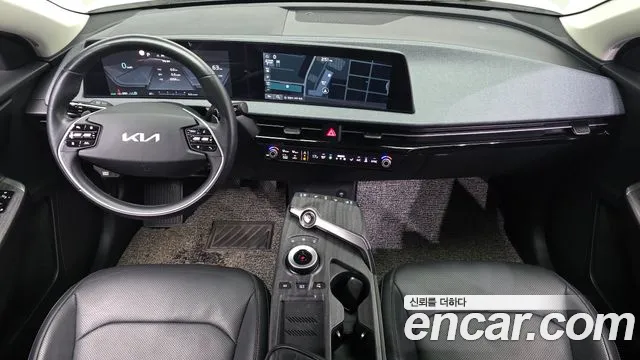 Kia EV6 — Фото автомобиля 10