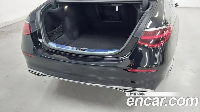Mercedes-Benz S-Class W223 — Фото автомобиля 11