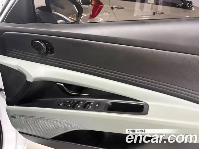 Hyundai Avante — Фото автомобиля 12
