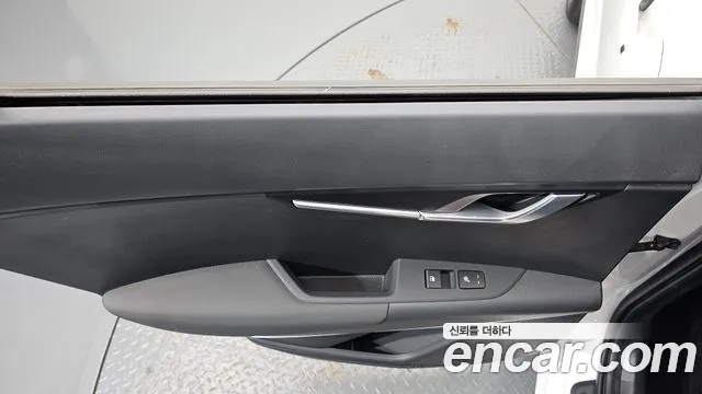 Kia Niro The All New — Фото автомобиля 14