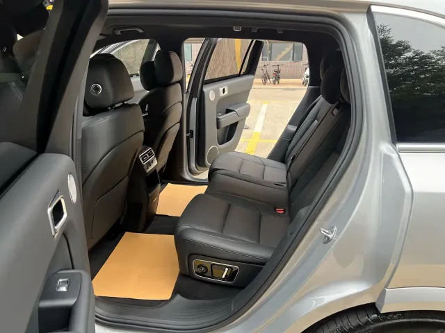 Li Auto L7 — Фото автомобиля 7