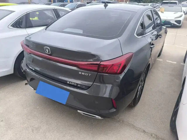 Changan Eado — Фото автомобиля 7