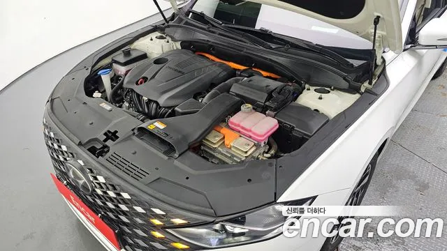 Hyundai Grandeur — Фото автомобиля 3