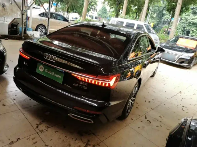 Audi A6L — Фото автомобиля 6