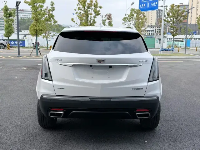 Cadillac XT5 — Фото автомобиля 4