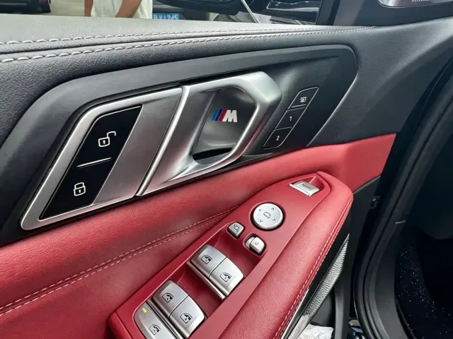 BMW X5 — Фото автомобиля 13