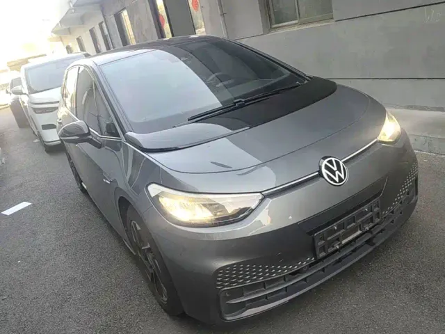 Volkswagen ID.3 — Фото автомобиля 3