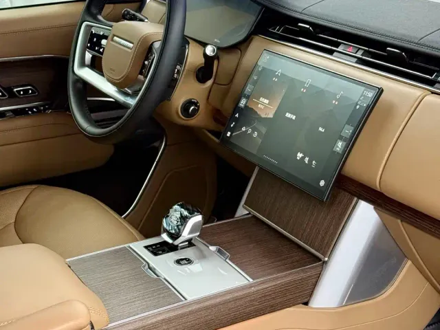 Land Rover Range Rover — Фото автомобиля 18