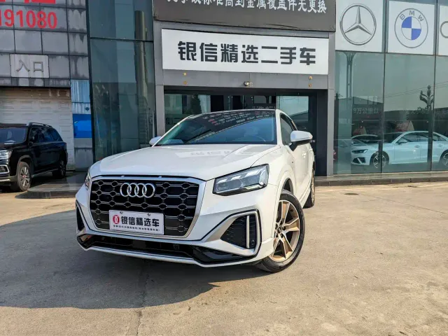 Фотография автомобиля — Audi Q2L