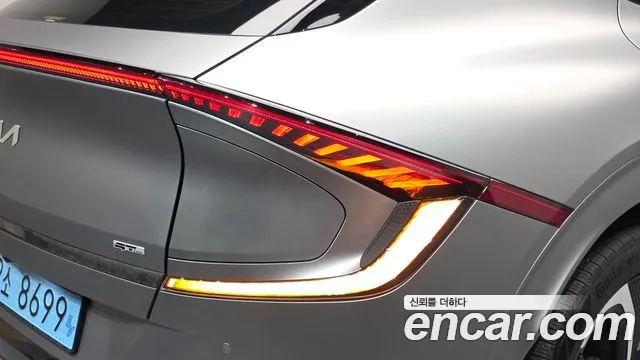 Kia EV6 — Фото автомобиля 8