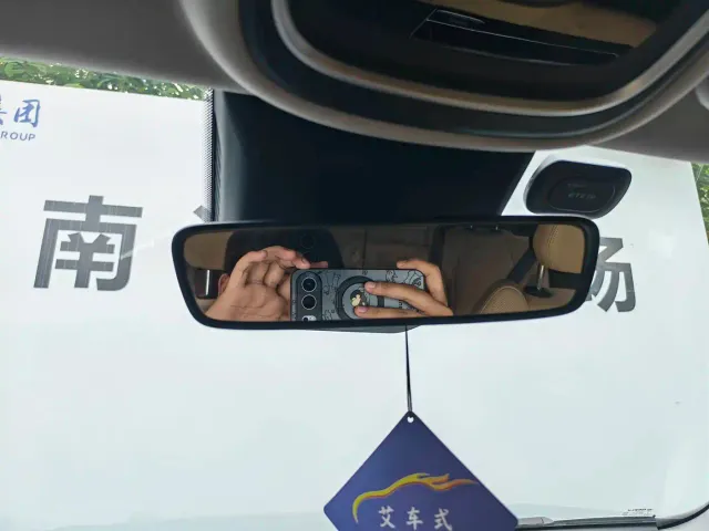 Geely Boyue L — Фото автомобиля 18