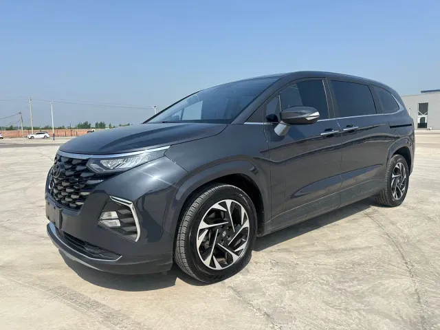 Фотография автомобиля — Hyundai Custo