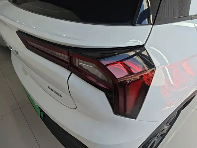 Geely Geometry E Firefly — Фото автомобиля 7