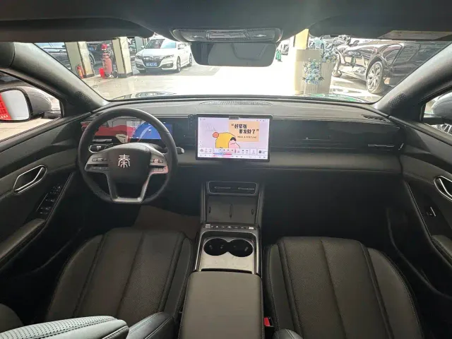 BYD Qin L — Фото автомобиля 14