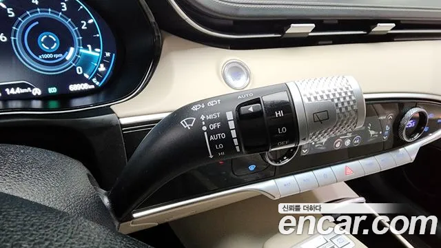 Genesis GV70 2.2 Дизель AWD — Фото автомобиля 15