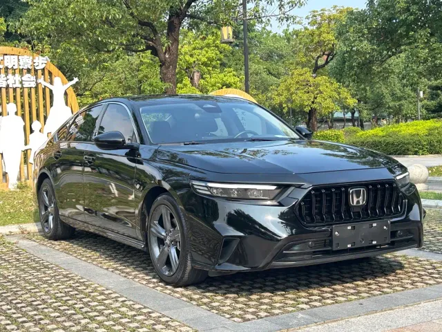 Honda Inspire — Фото автомобиля 3