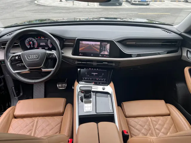 Audi Q6 — Фото автомобиля 11