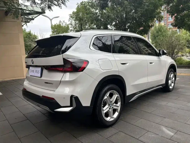 BMW X1 — Фото автомобиля 3