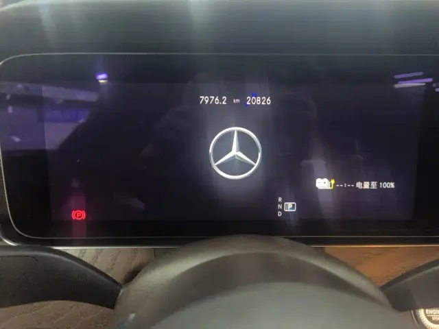 Mercedes-Benz E-Class — Фото автомобиля 14