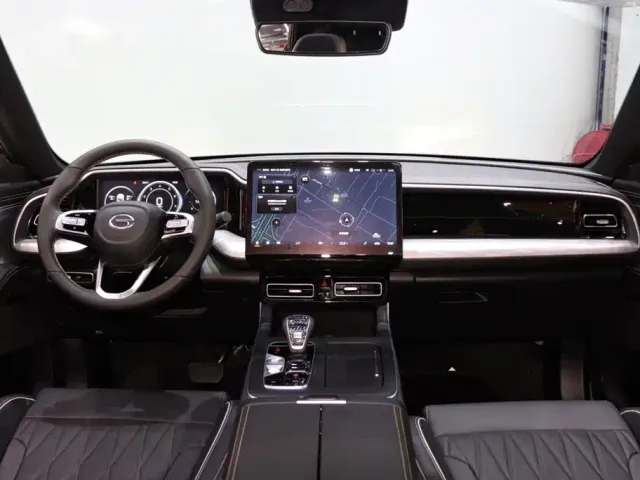 GAC Trumpchi GS8 — Фото автомобиля 11