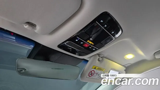 Hyundai Grandeur GN7 — Фото автомобиля 30