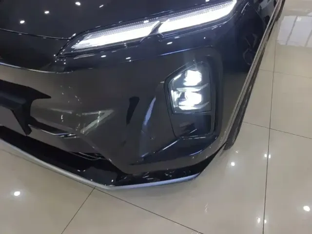 Nio EC6 — Фото автомобиля 23