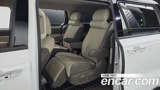 Kia Carnival 4th Gen — Фото автомобиля 17