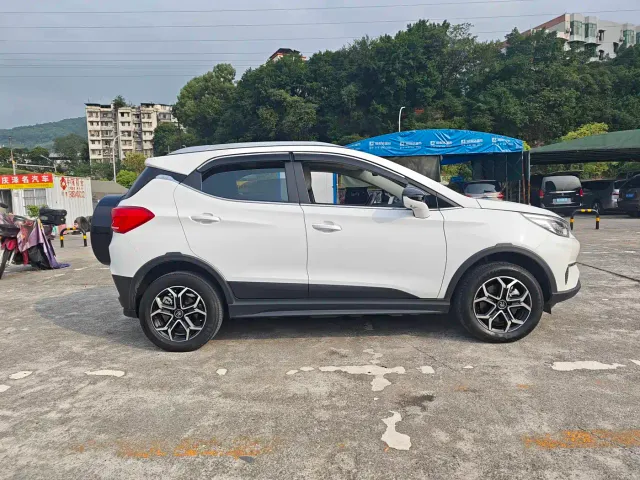 BYD Yuan Pro 2021 Lifetime Love Edition — Фото автомобиля 8
