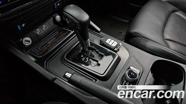 KG_Mobility_Ssangyong Rexton Новый Rexton Sport Khan Дизель 2.2 4WD — Фото автомобиля 9