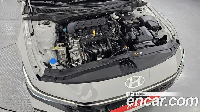 Hyundai AVANTE Новый Avante (CN7) — Фото автомобиля 6