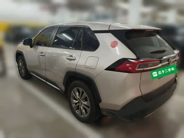 Toyota Wildlander — Фото автомобиля 4
