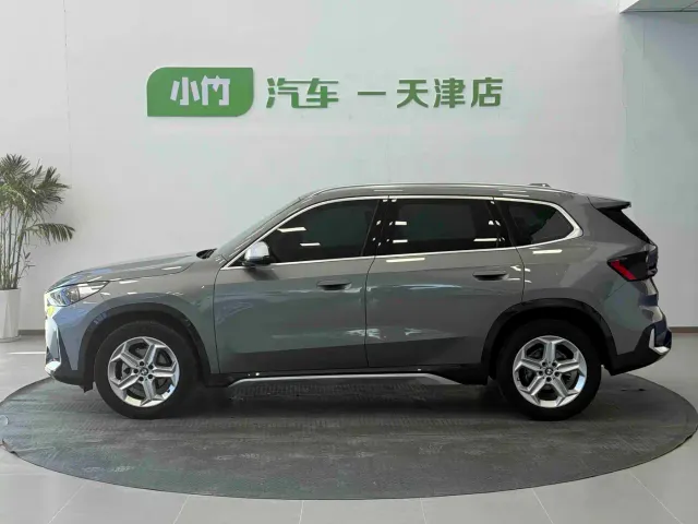 BMW X1 — Фото автомобиля 3