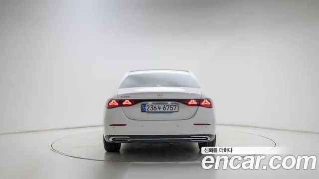 Mercedes-Benz E-Class W214 — Фото автомобиля 4