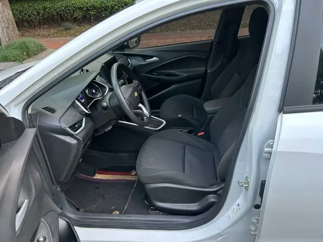 Chevrolet Cavalier — Фото автомобиля 4