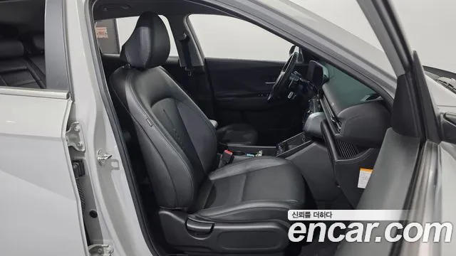 Hyundai Kona SX2 — Фото автомобиля 16