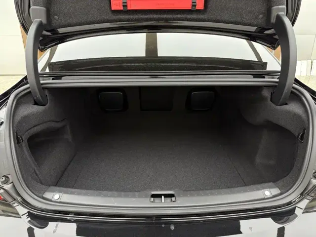 Volvo S90 — Фото автомобиля 13