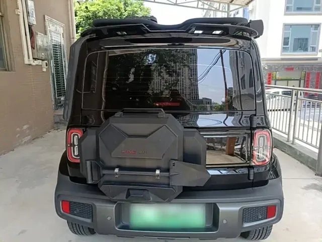 Baojun Yep — Фото автомобиля 5
