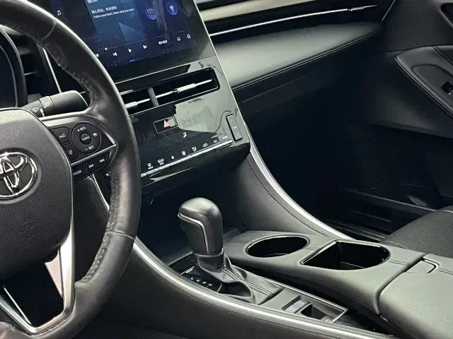 Toyota Avalon — Фото автомобиля 17