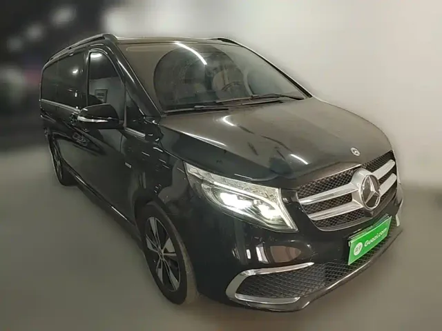Mercedes-Benz V-Class — Фото автомобиля 6