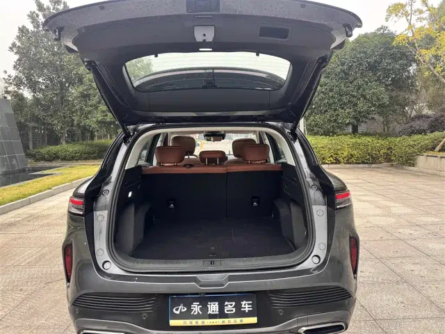 Chery Tiggo 8 — Фото автомобиля 15