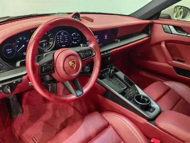Porsche 911 — Фото автомобиля 17