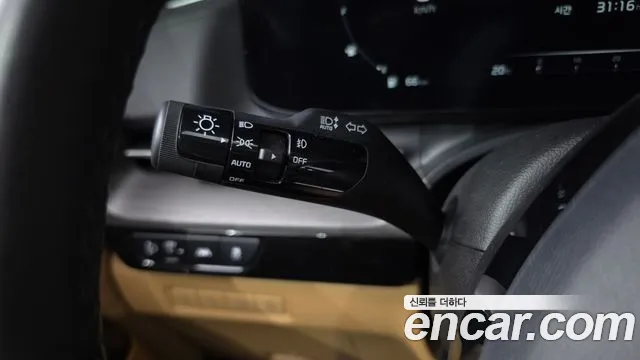 Kia Carnival — Фото автомобиля 30